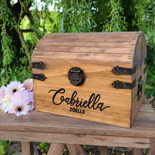 Load image into Gallery viewer, Personalized Graduation Keepsake Chest