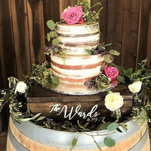 Load image into Gallery viewer, Personalized Wooden Cake Stand