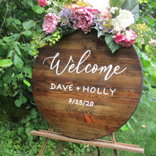 Load image into Gallery viewer, 24" round wooden welcome sign by Perryhill Rustics