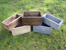 Load image into Gallery viewer, Small Wooden Centerpiece Box