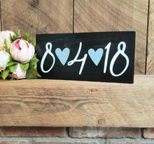 Load image into Gallery viewer, Small wood date sign by Perryhill Rustics