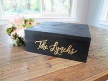 Load image into Gallery viewer, Personalized Wooden Cake Stand