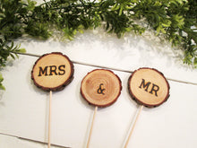 Load image into Gallery viewer, Perryhill Rustics Mr & Mrs natural wood log slice wood cake, cupcake or pie topper. Handmade to order!