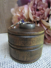 Load image into Gallery viewer, Blank round wooden ring box by Perryhill Rustics
