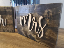 Load image into Gallery viewer, 3D Mr and Mrs  Sweetheart Table Signs
