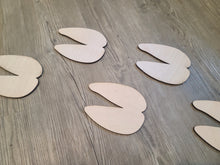 Load image into Gallery viewer, Elk/Deer Wood Wall Decor Tracks
