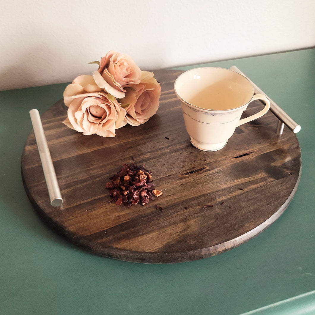 round serving charcuterie board by Perryhill Rustics