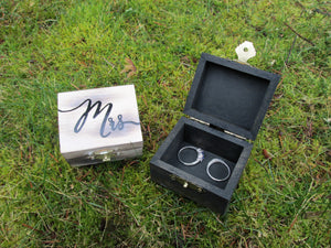 Perryhill Rustics wooden wedding ring box set