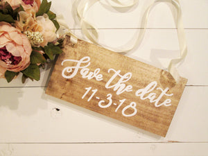 Wooden save the date sign by Perryhill Rustics